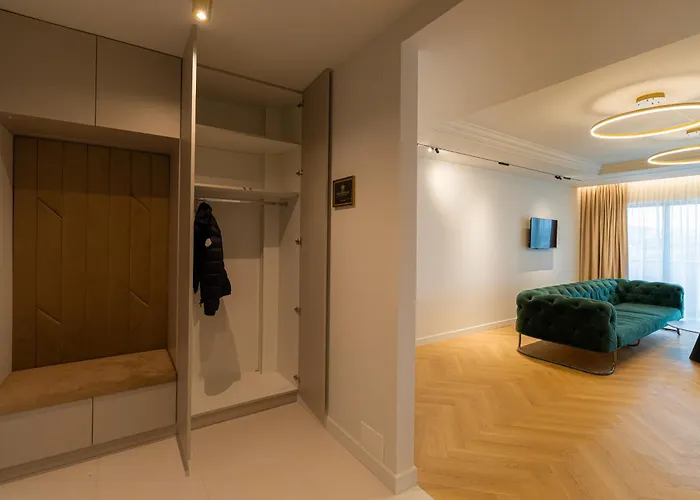 Eclat Butique Apartment *